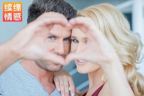 夏总，合租女孩太调皮（合租帅哥是总）